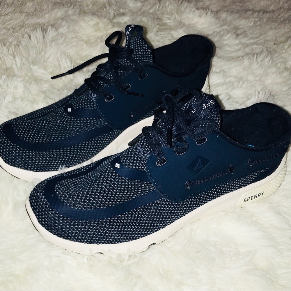 Sperry Boat Gym Shoes